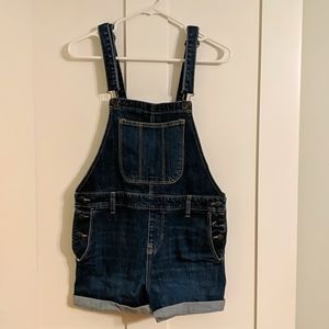 Overall shorts